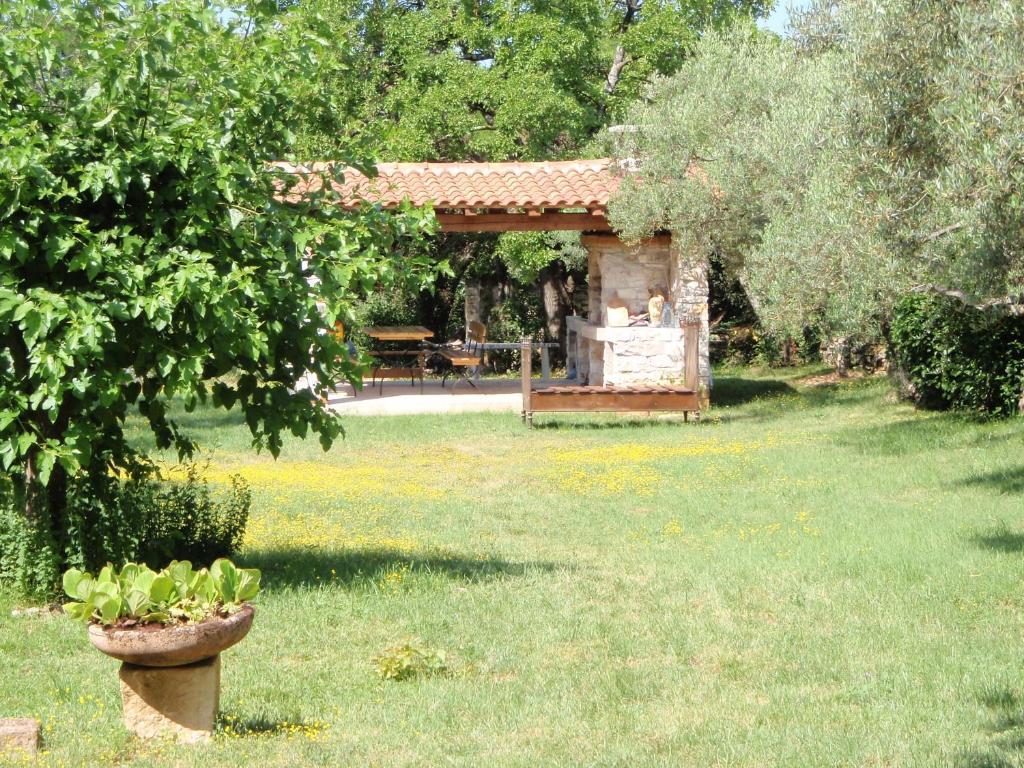 Apartments Miri زامبراتيجا المظهر الخارجي الصورة